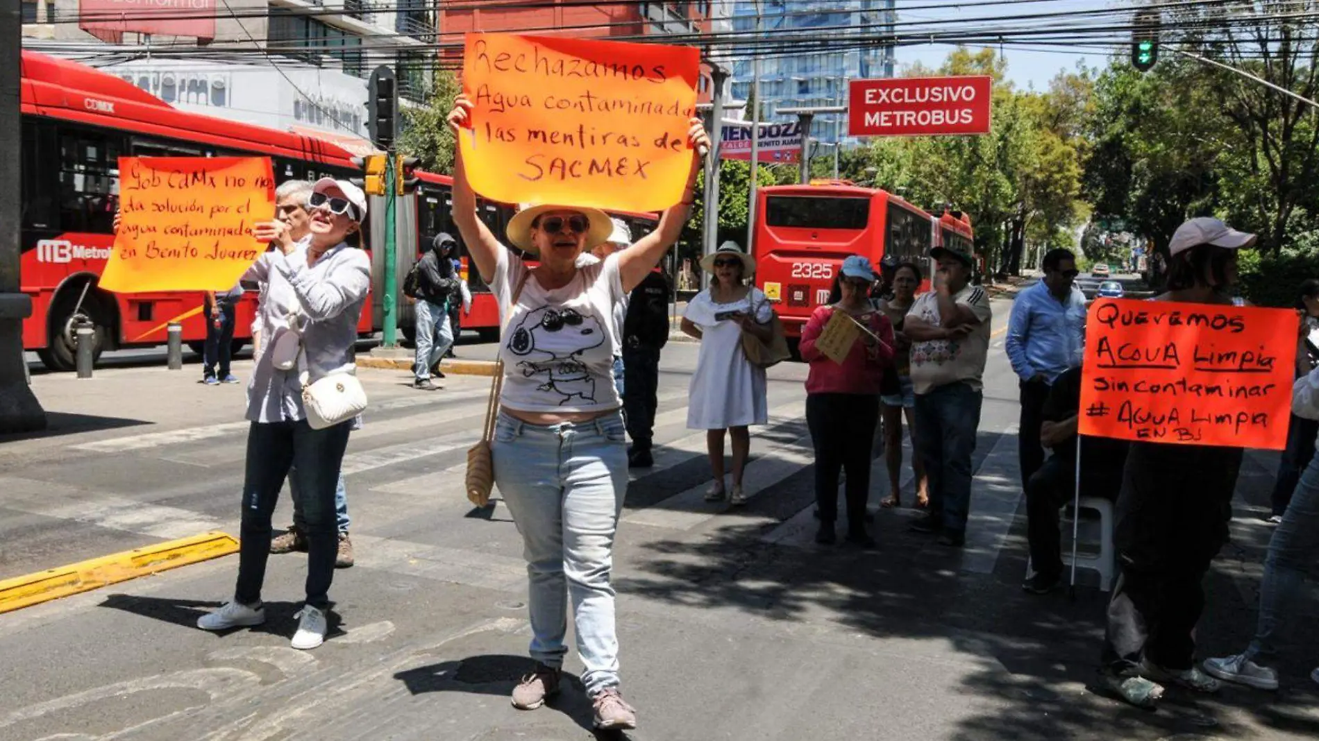 Protestas por agua contaminada en alcaldia Benito Juarez